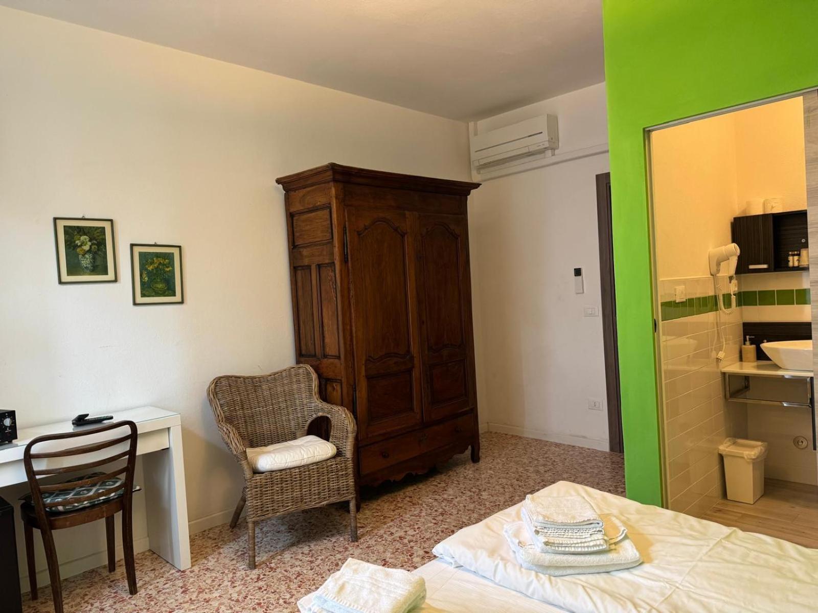 Pra De La Fam B&B Тиньяле Экстерьер фото